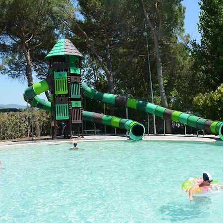 Camping Badiaccia Village Castiglione del Lago Exteriör bild