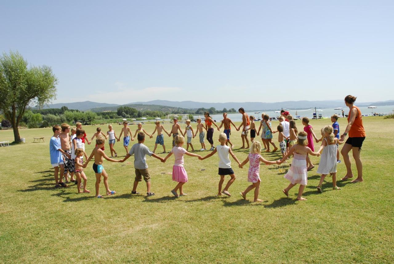 Camping Badiaccia Village Castiglione del Lago Exteriör bild