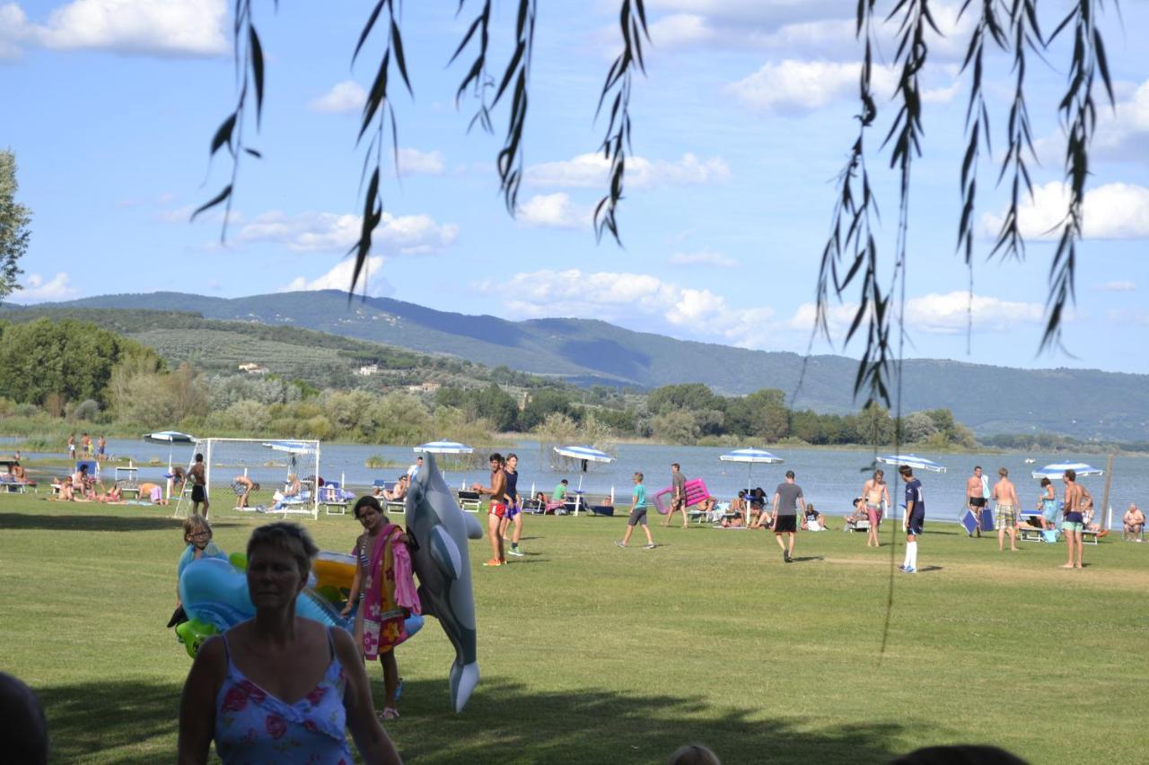 Camping Badiaccia Village Castiglione del Lago Exteriör bild
