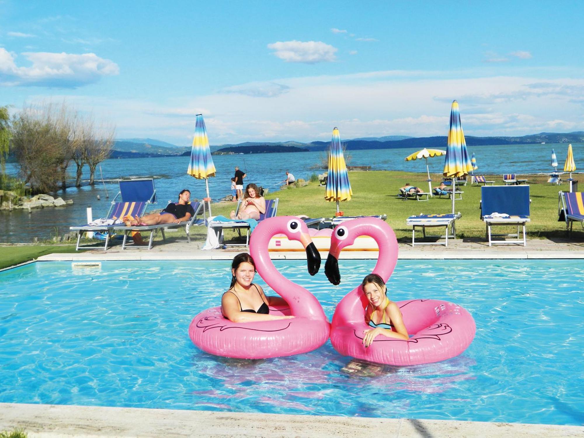 Camping Badiaccia Village Castiglione del Lago Exteriör bild