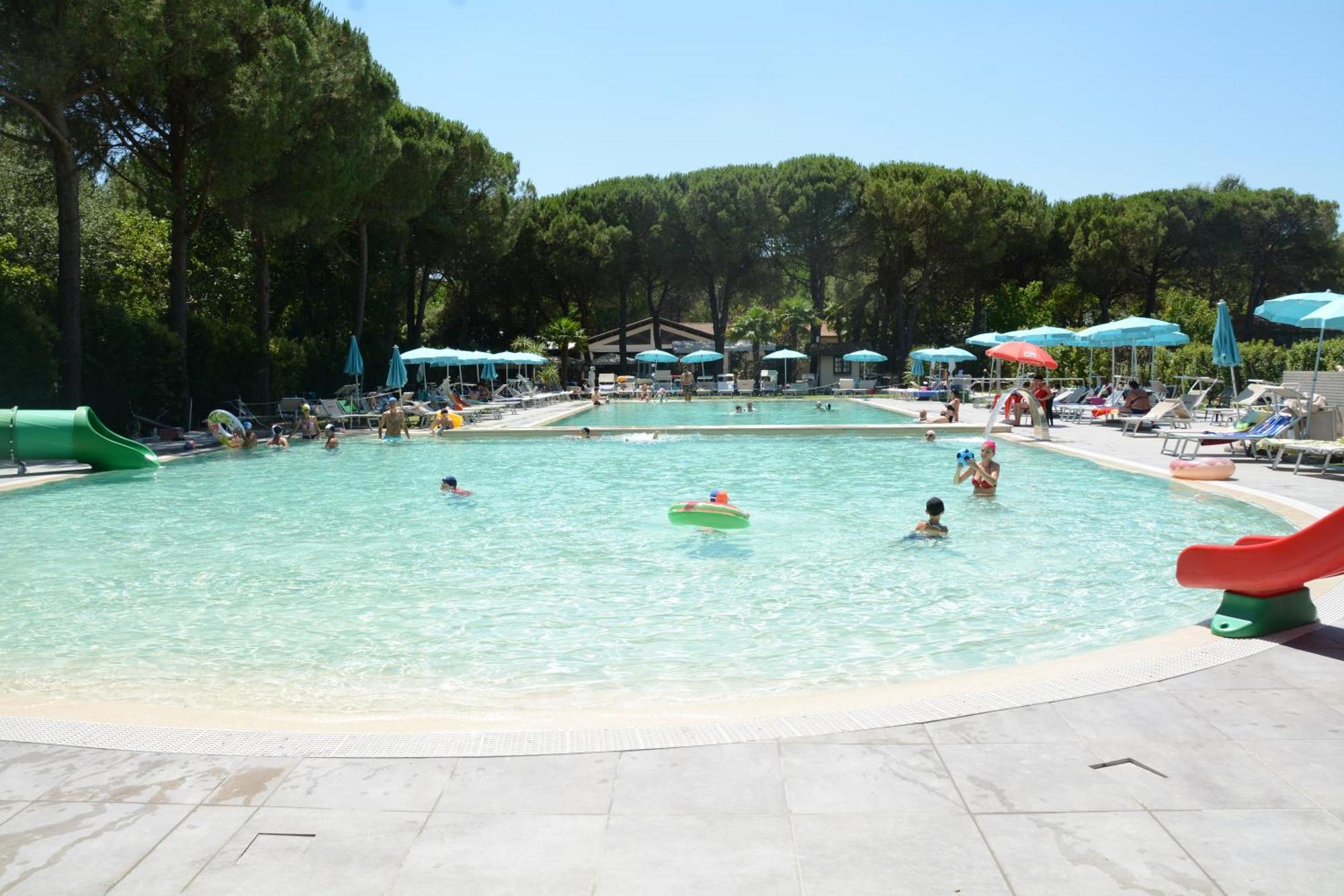 Camping Badiaccia Village Castiglione del Lago Exteriör bild